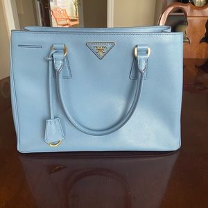 Prada tote
